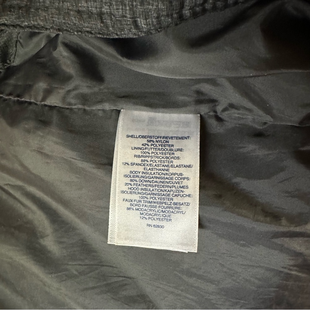 Lands' End Down Filled Coat - Picture 9 of 10